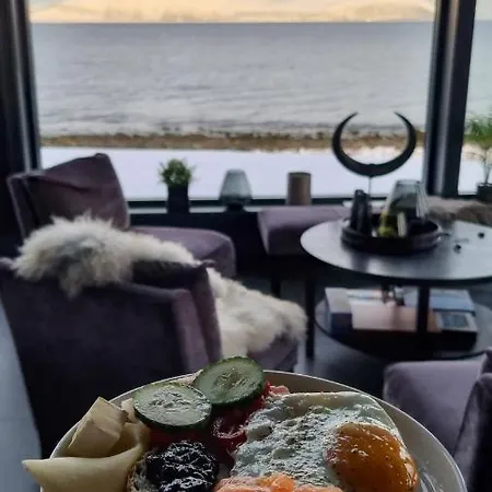 Lyngen Experience * Nord-Lenangen