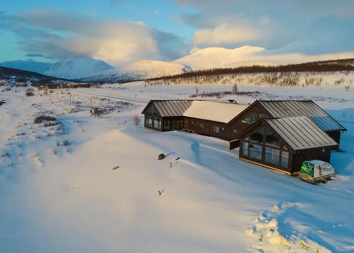 Lyngen Experience Orman Evi